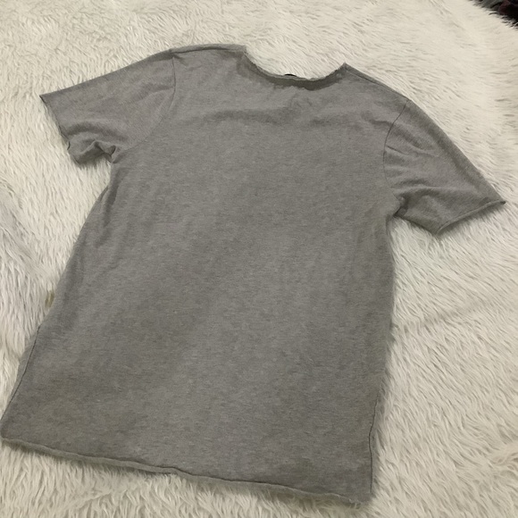 Threads 4 thought gray distressed t shirt - Picture 2 of 5